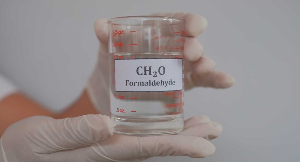 CH2O Formaldehyde in a glass